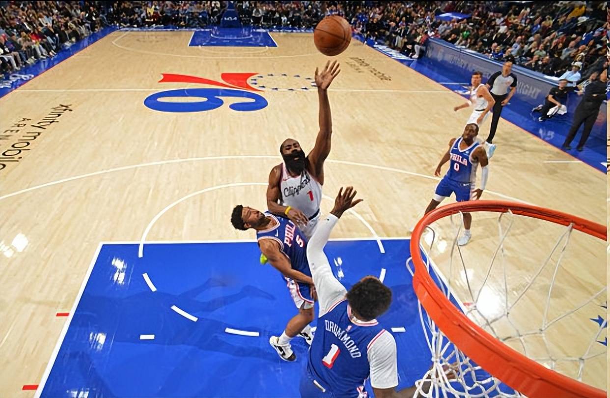 九游娱乐网站-76人绝杀马刺,哈登统治全场