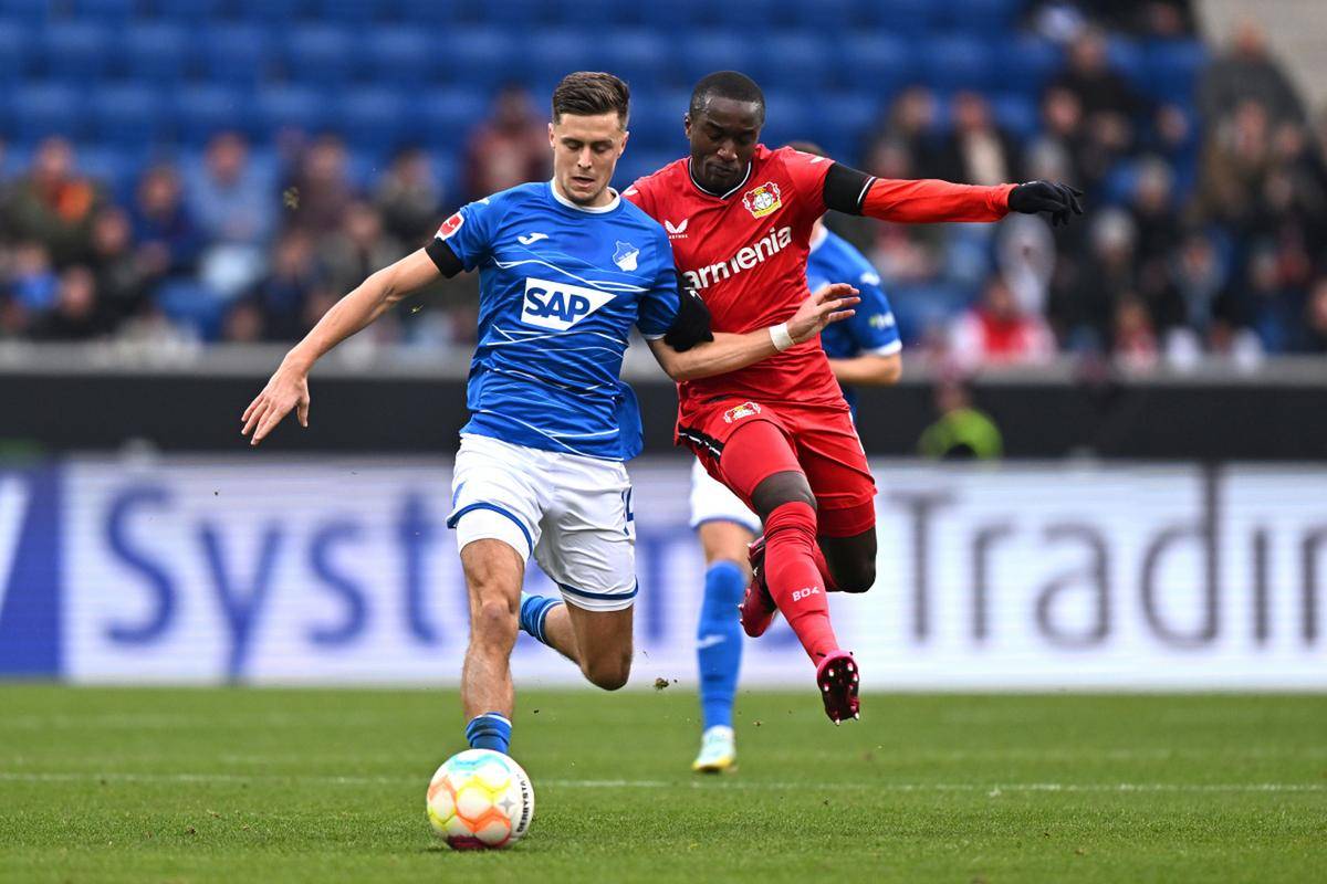 九游中国-霍芬海姆主场击败奥格斯堡,豪取三分